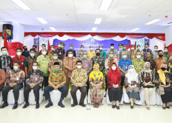 Irianto-Udin Pamit di Hadapan Pegawai Pemprov