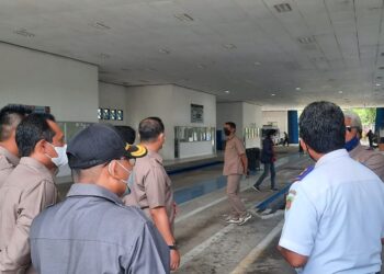 Pantau Uji Kir di Kantor Dishub Samarinda, Angkasa Jaya Djoerani Sebut Salah Satu Terbaik di Kaltim