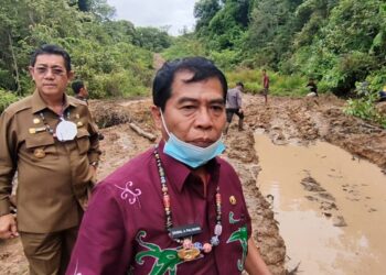 Akses Jalan Tidak Layak, Gubernur Prioritaskan Jalur Antar Kecamatan di Krayan