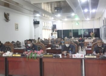 Rapat Paripurna DPRD Balikpapan, Walikota Sampaikan Nota Penjelasan LKPj Anggaran 2020
