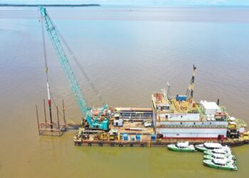 PHM Uji Coba Pemancangan Pipa Pengeboran Buatan Produsen Nasional