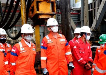 Tinjau Kinerja Hulu, Dewan Komisaris Pertamina Kunjungi Fasilitas Offshore Blok Mahakam