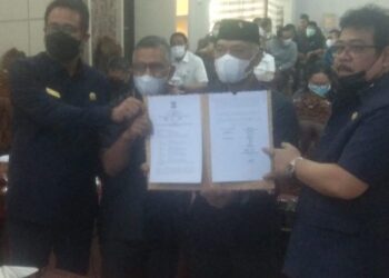 DPRD dan Walikota Balikpapan tanda tangani KUA PPAS 2022 sebesar 2,1 Triliun