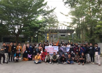 Aksi Peduli Korban Erupsi Gunung Semeru, Aliansi Pemuda Buton Samarinda Turun ke Jalan Galang Dana