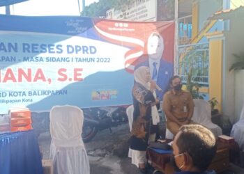 Kelangkaan Minyak Goreng dan Gas 3kg Menjadi Keluhan warga Saat Reses Sri Hana.SE