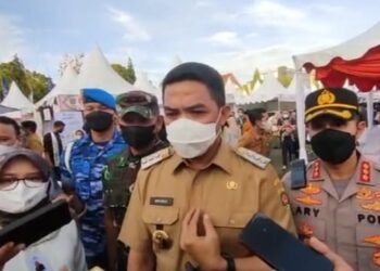 Pasar Ramadhan di Halaman Gor Segiri Diresmikan, Ini Pesan Andi Harun