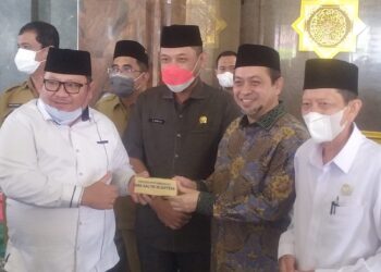 Pemprov Kaltim Wajibkan Eselon II hingga IV Keluarkan Zakat Profesi ke Baznas