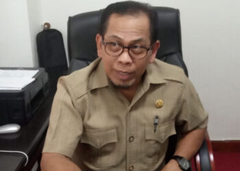 Pendangkalan Parit Salah Satu Faktor Meluapnya Air Hujan, Angkasa Jaya Inginkan Pemkot Samarinda Segera Menggali Parit Yang Alami Pendangkalan