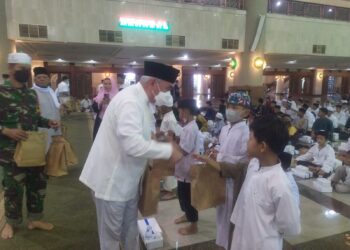 1.000 Anak Yatim Piatu dan Dhuafa Terima Santunan Gubernur Kaltim