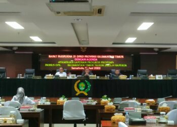 DPRD Prov. Kaltim Lakukan Rapur Ke-21, Sahkan Raperda Menjadi Perda