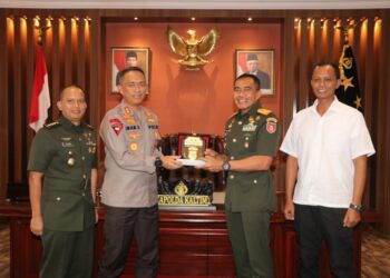 Bangun Harmonisasi TNI-Polri, Kapolda Kaltim Sambut Hangat Audiensi Pangdam VI/Mulawarman