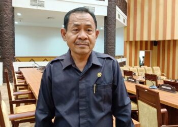 Reklame Tak Berizin Masih Berhamburan, Kamaruddin : Tertibkan, Tebang saja jika Perlu