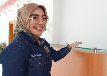 Anggota Komisi II DPRD Samarinda Sayangkan Masih Banyak Reklame Illegal, Laila : Harus Di Tertibkan.