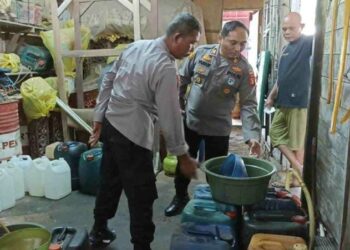 Polsek Samboja Ungkap Penimbunan Ratusan Liter Solar Subsidi