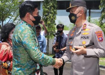 Tiba di Balikpapan, Kapolda Kaltim Sambut Kedatangan Menteri Agraria dan Tata Ruang RI