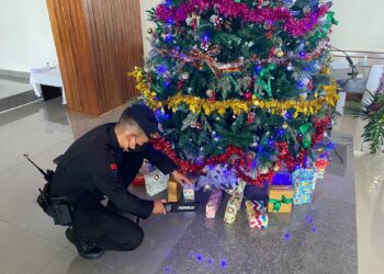 Brimob Polda Kaltim Sterilisasi Gereja di Balikpapan Jelang Malam Misa Natal