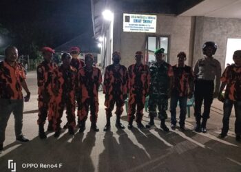 Polsek Sinergitas dengan Koramil dan Ormas PP Jaga Kamtibmas Malam Pergantian Tahun di Teluk Pandan