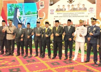 Paripurna Hari Jadi Kota Balikpapan Ke – 126 ,Rahmad Masud Sampaikan Program Pembangunan Kota  Balikpapan
