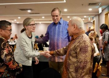 Tegas Jamin Kelestarian Lingkungan Di Depan Senator Amerika, Isran Noor Pastikan Pembangunan IKN Berjalan Dengan Taat Aturan
