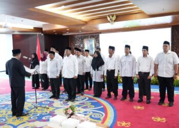 Lantik Tim Verifikasi MTQ Tingkat Provinsi Kaltim 2023, Hadi Pesankan Agar Melaksanakan Tugas Dengan Integritas dan Profesional