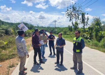 Lakukan Uji Petik,Ketua Pansus LKPJ Sutomo Jabir Cek Progres Pembangunan Jalan Tj. Redeb Talisayan