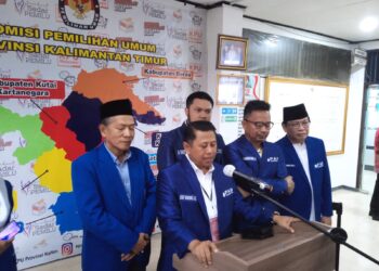 Daftarkan Bacelegnya ke KPU Kaltim, PAN Incar 8 Kursi Duduki DPRD Kaltim