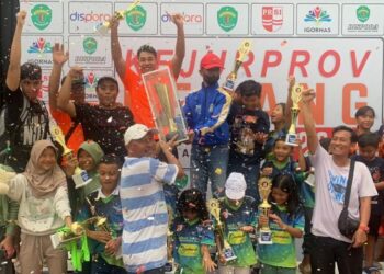 Kejurprov Renang Resmi Ditutup, Balikpapan Sabet Gelar Juara Umum