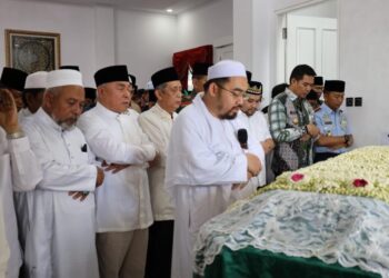 Jenazah Norbaiti Tiba di Samarinda, Ratusan Orang Iringi Hingga ke Pemakaman
