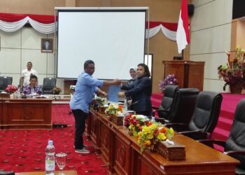 Fraksi Annur Sarankan Walikota Untuk Evaluasi Penggunaan Anggaran Dalam Pembahasan Raperda APBD-P Saat Penyampaian Pandangan Umum Fraksi