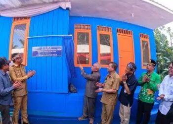 Usai Resmikan Gedung DLH Prov Gubernur Isran Berlanjut Kunker Ke Wilayah Barat Benua Etam 
