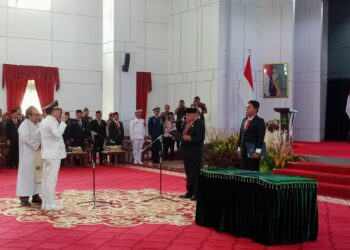 Gubernur Isran Lantik Makmur Marbun Sebagai PJ Bupati PPU