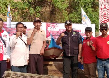 Serahkan Bantuan Kepada 30 Pokdakan dan KUB di Mangkurawang, Bupati Kukar : Dapat Dimanfaatkan Dengan Baik