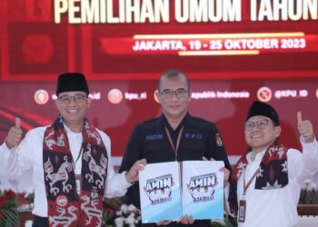 Siap Bertarung di Pilpres 2024, Pasangan AMIN Daftarkan Diri ke KPU Berbalut Kemeja Putih 