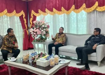 Pj Gubernur Kaltim Terima Dua Kunjungan Kepala Daerah, Akmal Malik Terima Berbagai Laporan.