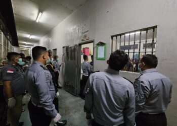 Pastikan Keamanan dan Ketertiban, Tim Satops Patnal Lapas Kelas IIA Pancur Batu Grebek Blok Hunian WBP