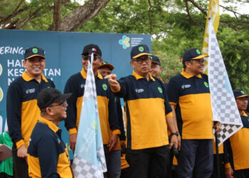 Lepas Agenda Jalan Sehat, Pj Gubernur Kaltim Harapkan Masyarakat Hidup Lebih Sehat
