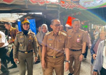 Pastikan Stok dan Harga Stabil Jelang Ramadhan, Wakil Wali Kota Samarinda Lakukan Sidak Pasar