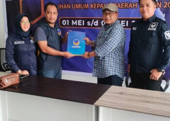 Jadi Pendaftar Pertama, Mahyuddin Kantongi Formulir Dari DPW Nasdem