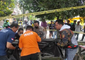 Polsek Sungai Kunjang Gerak Cepat Amankan TKP Penemuan Mayat di Jalan Ir. Sutami