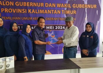 Mantap ke Pilkada Kaltim 2024, Pasangan Isran Noor dan Hadi Mulyadi Kembalikan Formulir ke Nasdem