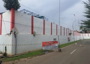 Dispora Kukar Gelar Rapat Bersama OPD terkait Rencana Pembangunan Pagar Kolam Renang Putri Junjung Buyah