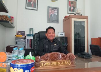 Samri Ingatkan Janji Wali Kota Samarinda untuk Memperbaiki Jalan di Samarinda Seberang 