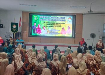Kolaborasi DLHK – DWP Kukar Gelar Sosialisasi Pengelolaan Sampah Runah Tangga Bernilai Manfaat