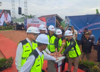 Pembangunan Jembatan Penghubung Telah Dimulai, Camat Sebulu Berharap Berjalan Cepat
