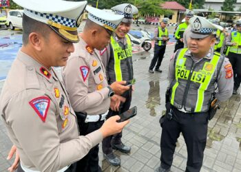 Antisipasi Judi Online, Propam Polresta Samarinda Sidak HP Anggota