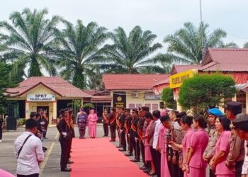 Polres Langkat Gelar Apel Farewell Parade Pisah Sambut Kapolres Langkat
