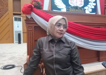 Laila Sebut Pakaian Bekas Impor Memiliki Daya Tarik karena Harganya Terjangkau