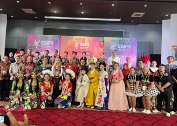 Resmi Dibuka, East Borneo International Folklore Festival Akan Jadi Agenda Rutin di Kaltim