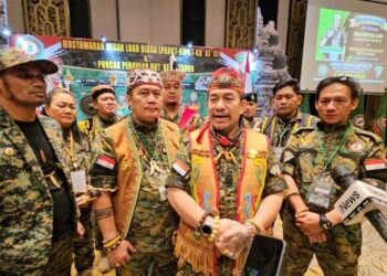 Laskar Pemuda Adat Dayak Se Kalimantan Gelar Mubeslub di Bali