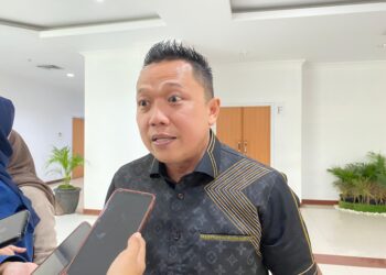 Deni Dorong Inovasi dengan Pemanfaatan Bahan Baku Lokal untuk Kesehatan